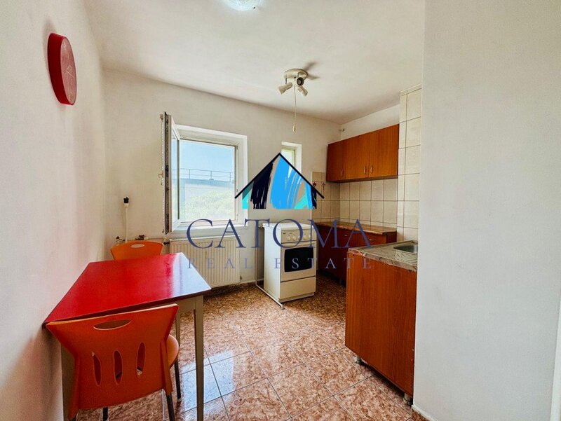 Baicului garsoniera spatioasa bloc mixt an constructie 1985